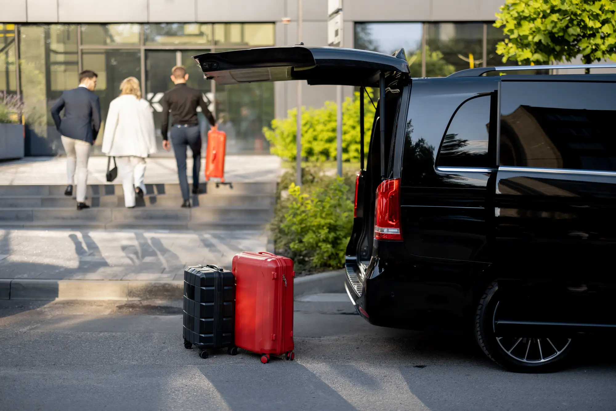 izmir havalimanından çeşmeye transfer hizmeti